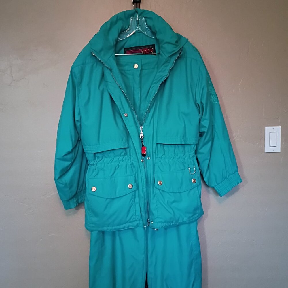 Vintage SKIING PASSPORT Ski Jacket and Pants Teal 12/Med